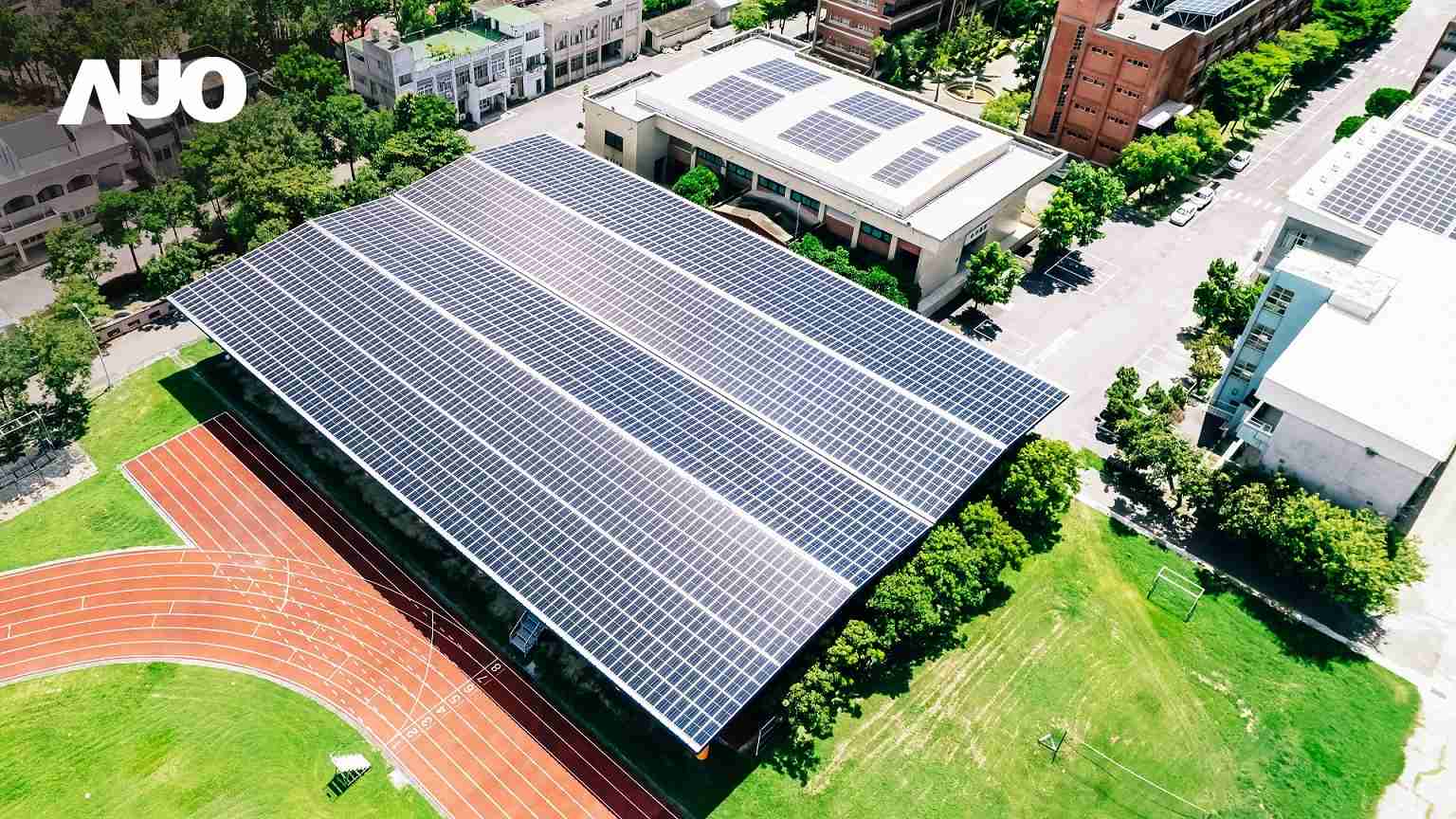 汇旺支付SunSteel光电整合型浪板具备快速安装、、轻量化优势,,,可提升15%发电效能,,,通过国际IEC与台湾VPC认证安全、、防漏、、、、耐候标准